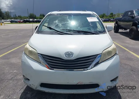 2014 Toyota Sienna Xle V6 8 Passenger из США, поврежденный, VIN 5TDYK3DC4ES414728
